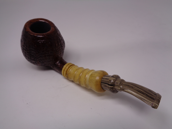 Holmer Knudsen - handmade - Nr. 2 (ohne Filter)