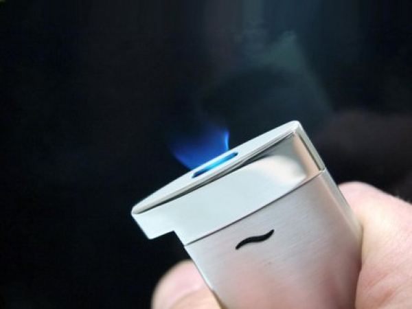 DUPONT SLIM 7 chrom gebürstet 027701 Jet Feuerzeug nicht gefüllt